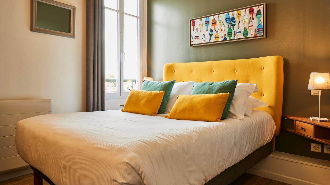 Logis Hotel La Chaize นัวร์มูติเย-ออง-ลิล ภายนอก รูปภาพ