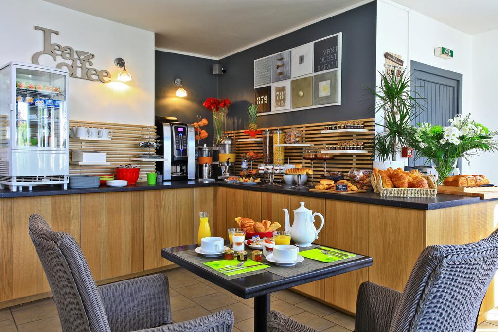 Logis Hotel La Chaize นัวร์มูติเย-ออง-ลิล ภายนอก รูปภาพ